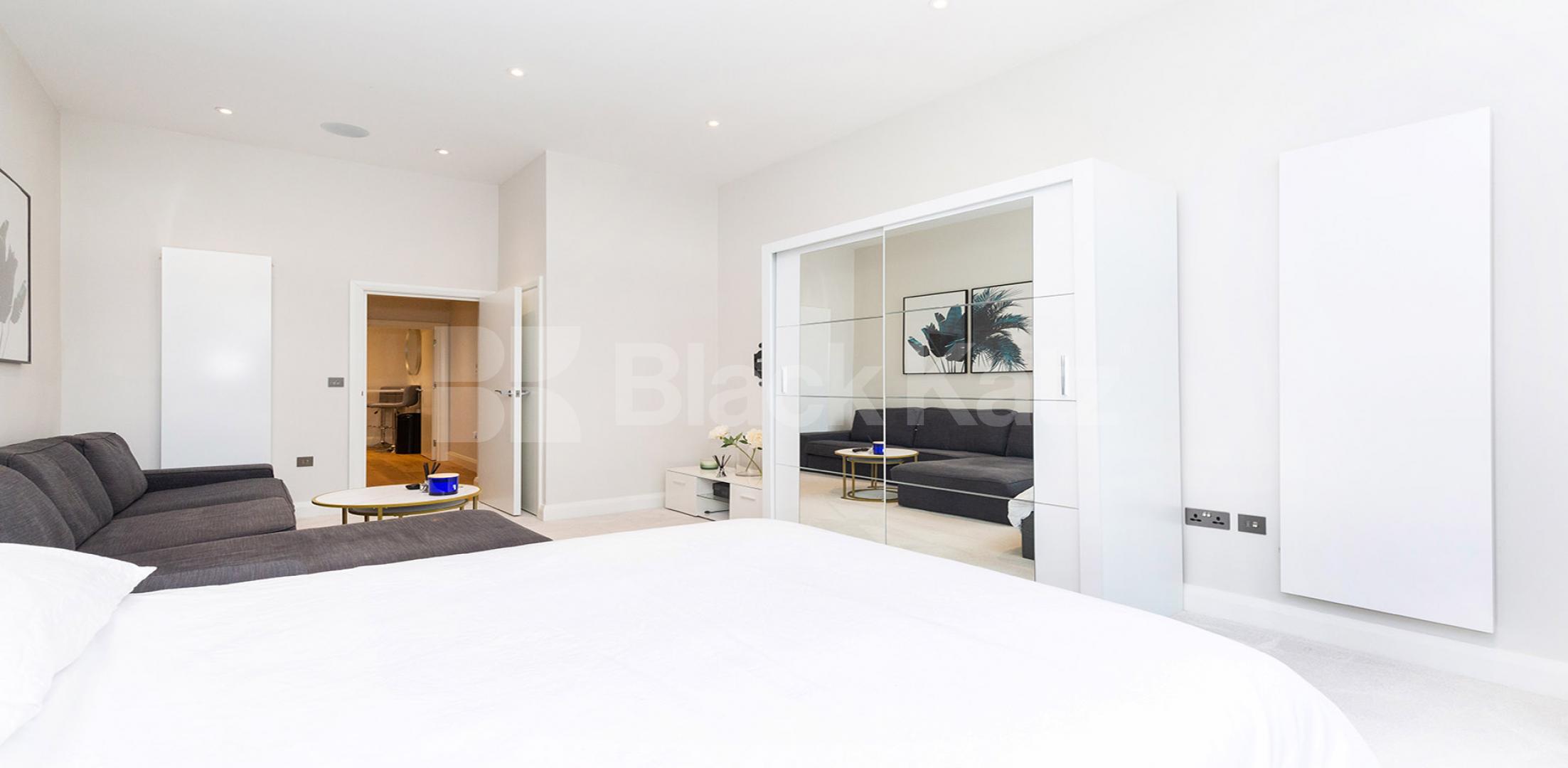 			 **Includes Water and Electricity**, Studio Apartment, 1 bath, 1 reception Apartment			 Hornsey Road, HOLLOWAY / FINSBURY PARK N7